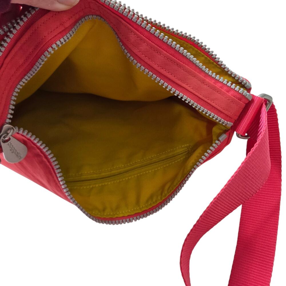 Baggallini Coral Nylon Travel Crossbody Bag/Purse Multiple Zippers Utility - Picture 10 of 13